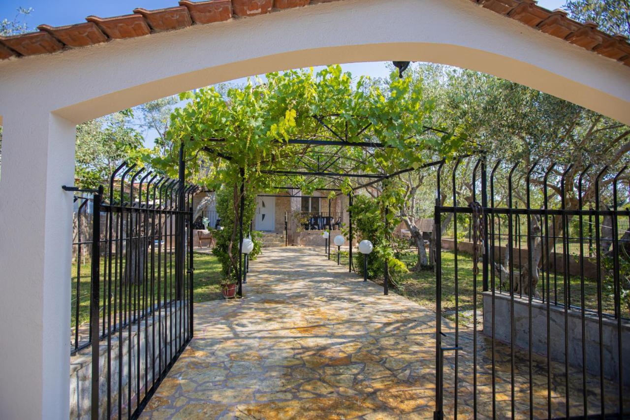 Villa Vergia โซโซโปลี ภายนอก รูปภาพ